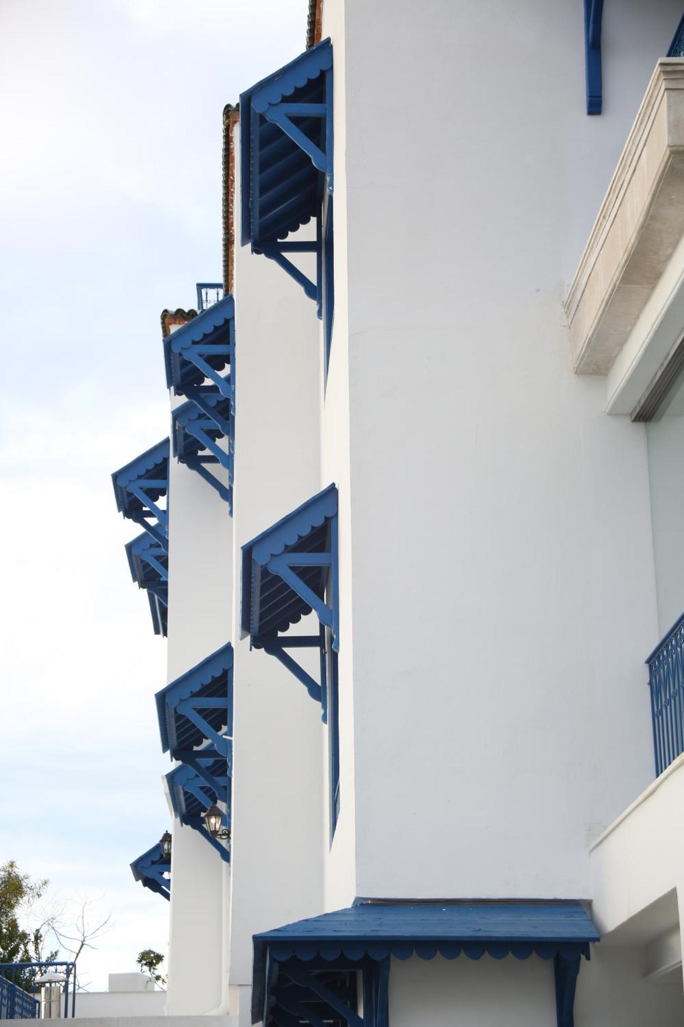 La Menara &